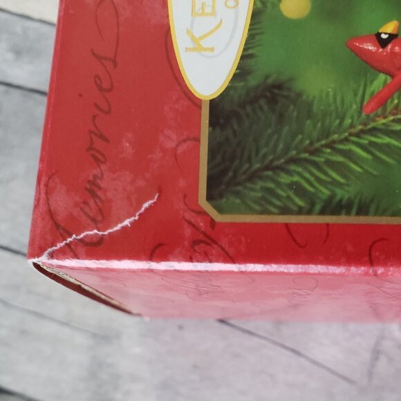 Ice The Fishing Hole 2000 - Hallmark Keepsake Ornament - Picture 2 of 2